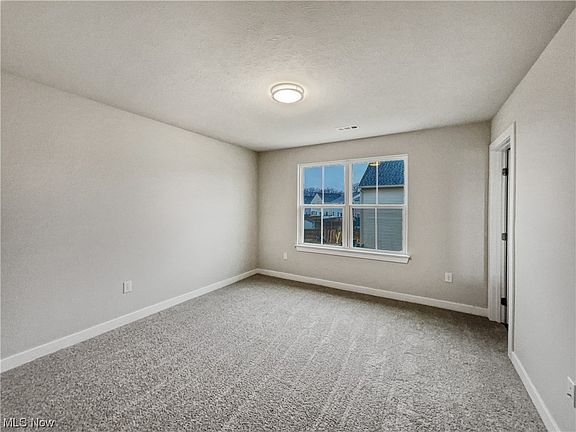 5th image of 1670 Dublin Way
