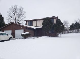 5152 Stauffer Ave SE, Kentwood, MI 49508