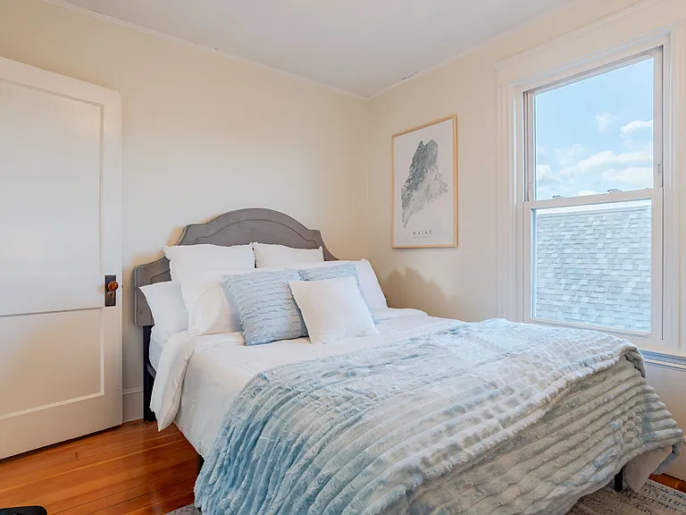 50 Montreal St #3 — Photo 24