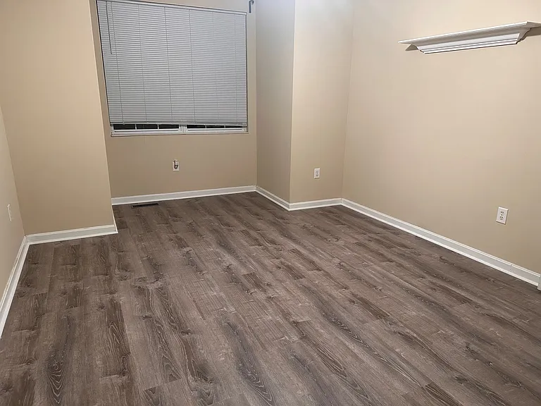 7545 Mansion Cir #F — Photo 16