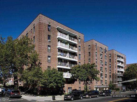 3rd image of 8420 Austin St APT 3G