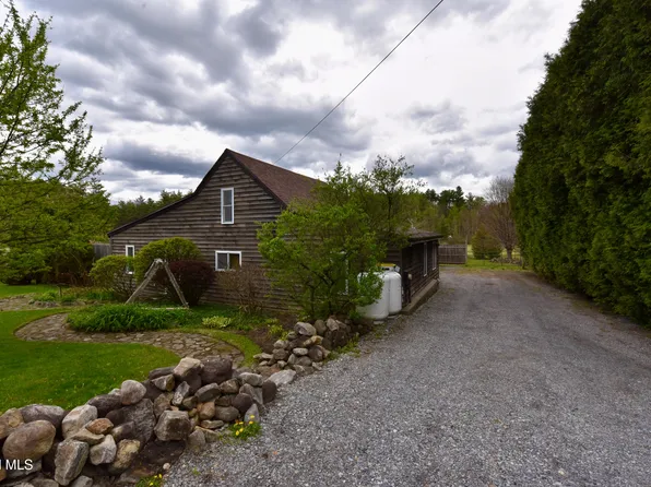 2414 New York 29, Middle Grove, NY 12850