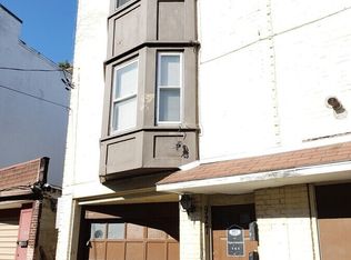 927 Jackson St APT 3, Allentown, PA 18102