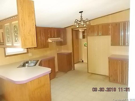 5th image of 290 Clearbrook Dr