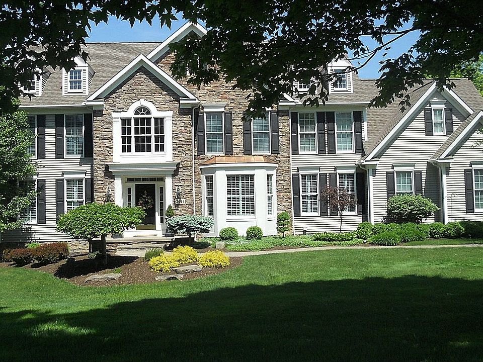 1st image of 7444 Stockwood Dr