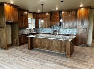 251 Alondrita St, Celeste, TX 75423