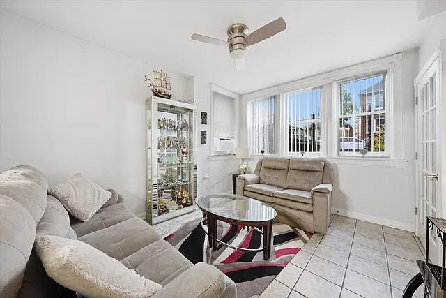 2 bed, $1,500 — Photo 2