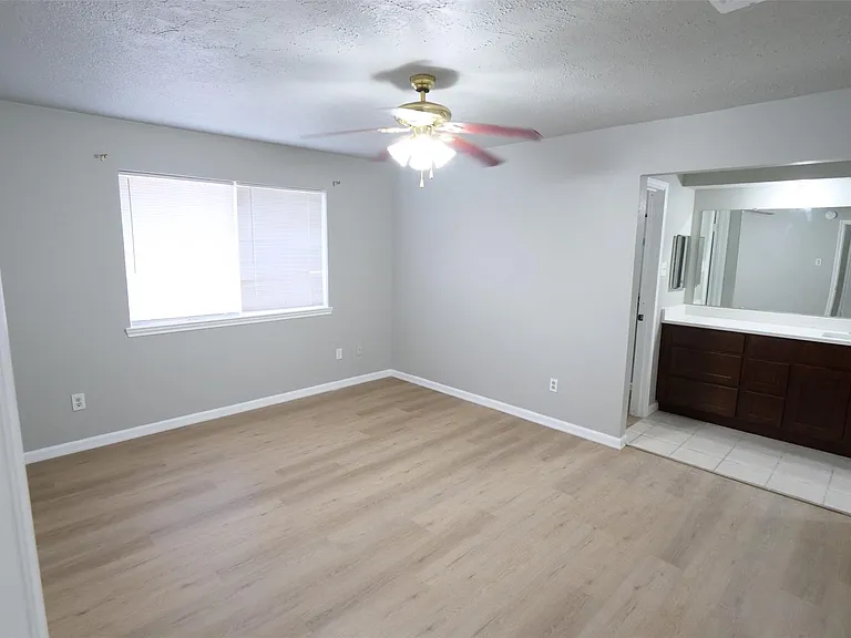 13314 Ensley Wood Dr — Photo 13