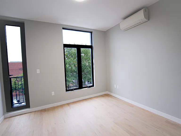 2819 Clarendon Rd #3A — Photo 13