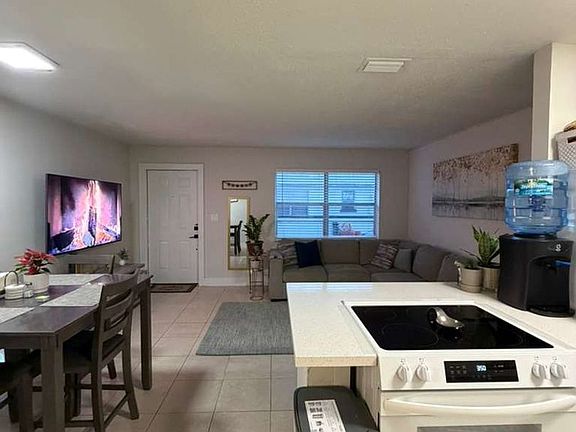 3rd image of 1886 41st Ave #4