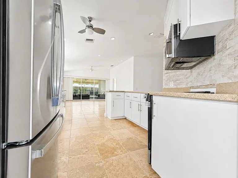 28869 Vermillion Ln — Photo 26