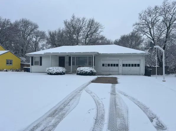 1513 N Washington Ln, Augusta, KS 67010