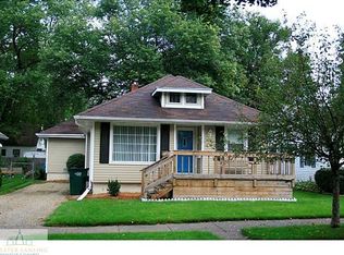625 E Willard Ave, Lansing, MI 48910