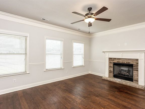 5th image of 8318 Stillwater Cir NW
