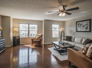 6008 Turnwood Dr, Westerville, OH 43081