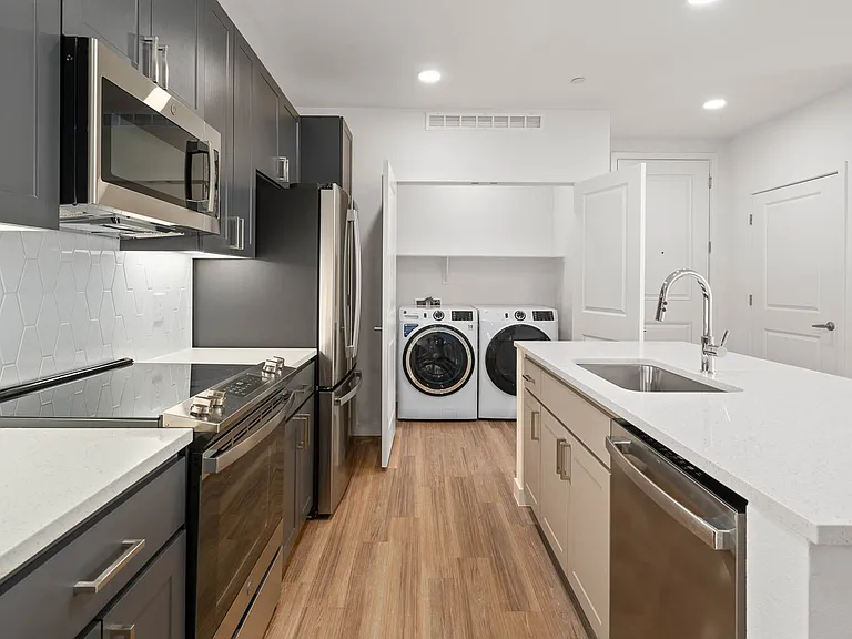 Solara Vista — Photo 10
