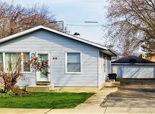 816 Warrior Dr, Round Lake Heights, IL 60073