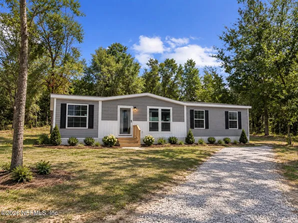 140 CHEROKEE Drive, Interlachen, FL 32148