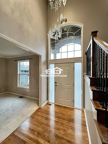 15861 Linden St Photo 1