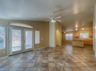 8734 E Pinchot Ave, Scottsdale, AZ 85251