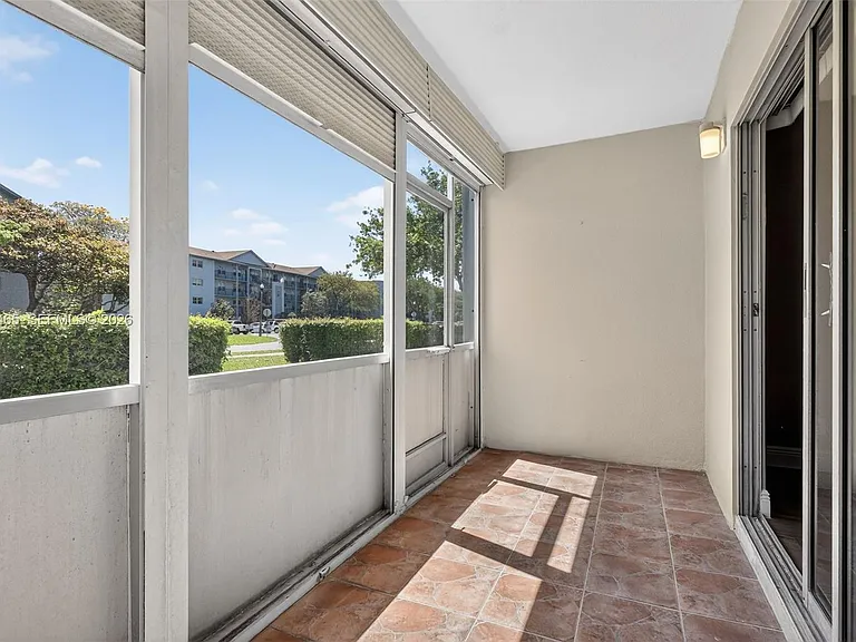 12500 SW 5th Ct #109M — Photo 21