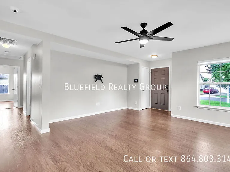 621 Branch View Dr — Photo 2