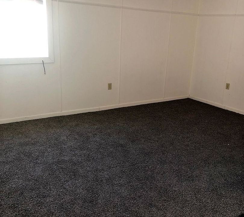 2nd image of 2067 Magnolia Ave #D