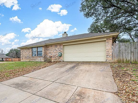 2nd image of 4400 Oak Knoll Ct