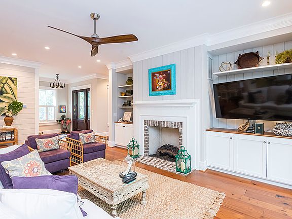 2nd image of 34 Eugenia Ave