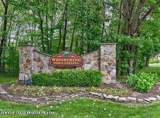 10 Victory Ct, Old Bridge, NJ 08857