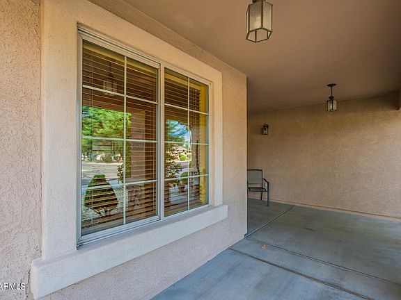5th image of 2810 S 81st Ave
