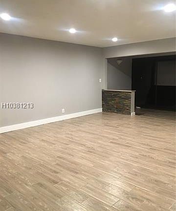 2nd image of 3630 Citrus Trce APT 6