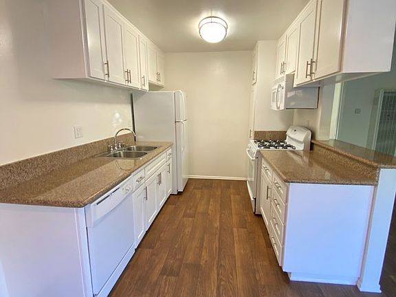 4th image of 383 W Wilson St APT 5