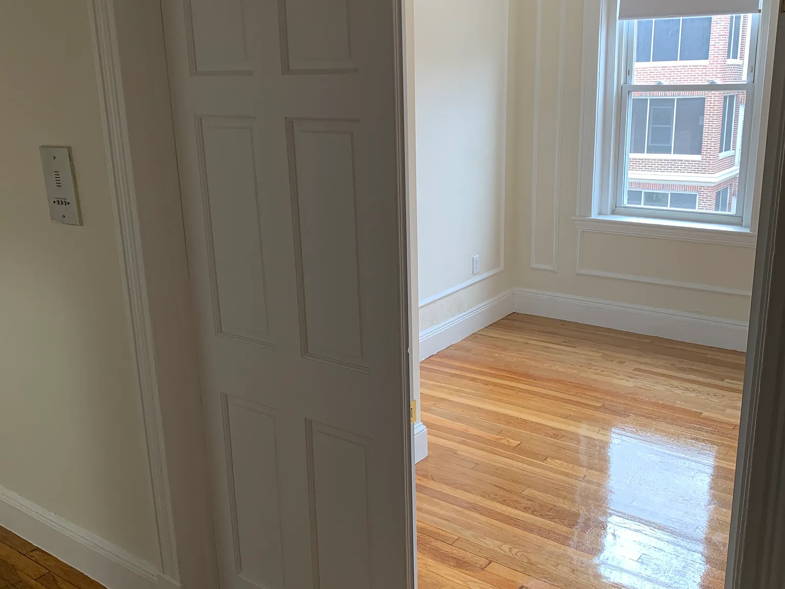 2 bed, 900 sqft, $2,950 — Photo 3