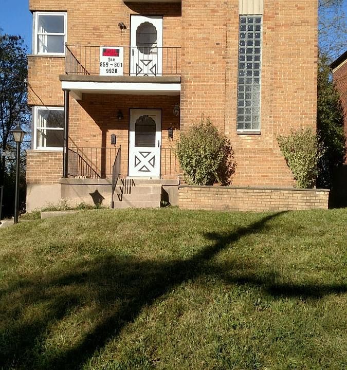 Nice, quiet street with off-street parking. UC Shuttle picks up at end of the street