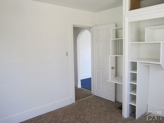 5th image of 809 E 12th St