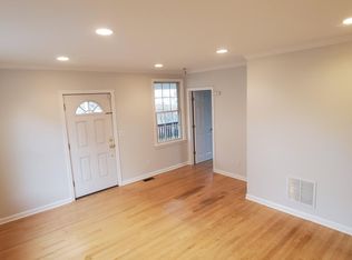 330 Delavan Ave, Greenwich, CT 06830