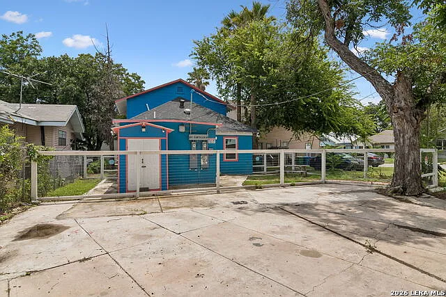 311 Castillo Ave #101 — Photo 19