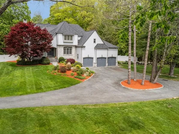 3 Cedar Rock Mdws, East Greenwich, RI 02818