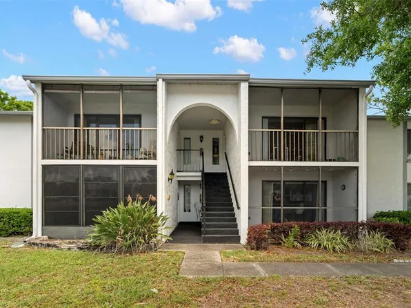 1243 Pine Ridge Cir W APT B1, Tarpon Springs, FL 34688