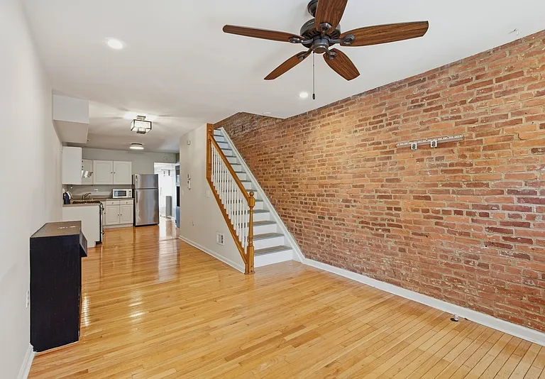 1418 Decatur St — Photo 3