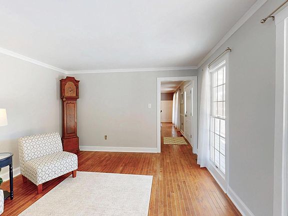 4th image of 20192 Cockerill Rd