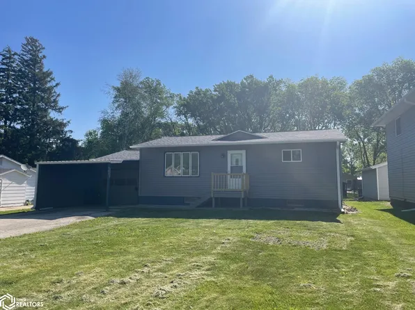 303 2nd St S, Dakota City, IA 50529