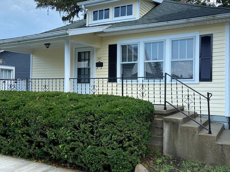 1st image of 707 S 21st St