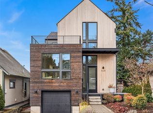 7039 17th Ave NW, Seattle, WA 98117