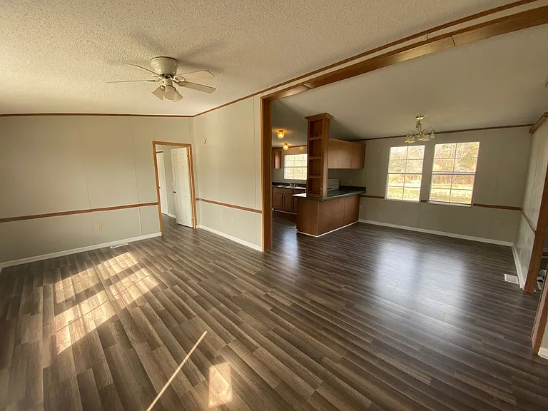 100 Tadpole Ln — Photo 4