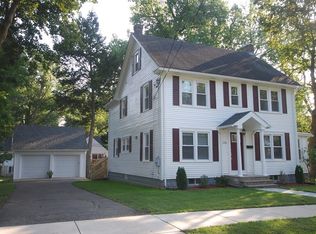 103 Warren Ter, Longmeadow, MA 01106