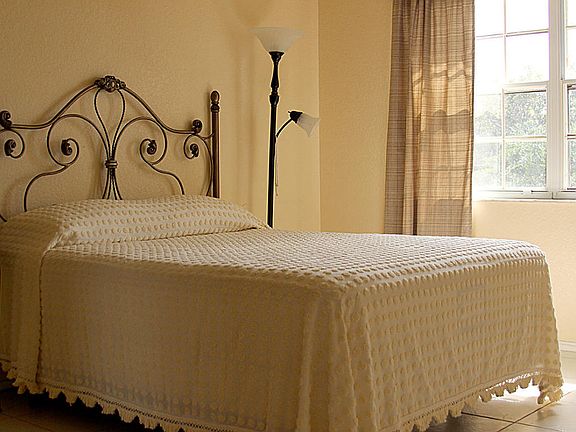 4th image of 1516 SE Royal Green Cir #201