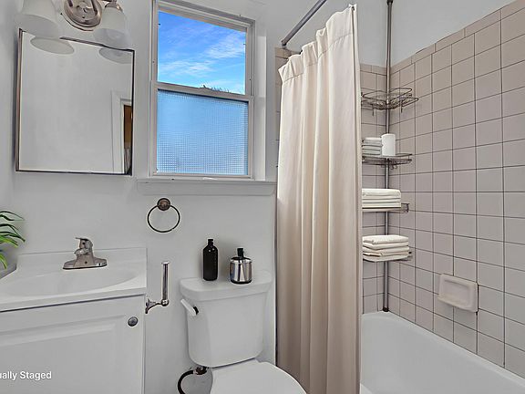 2nd image of 26 E Main St #1A