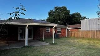 2nd image of 120 Pi St
